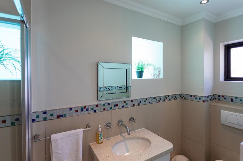 4 Bedroom Property for Sale in Baron View Western Cape